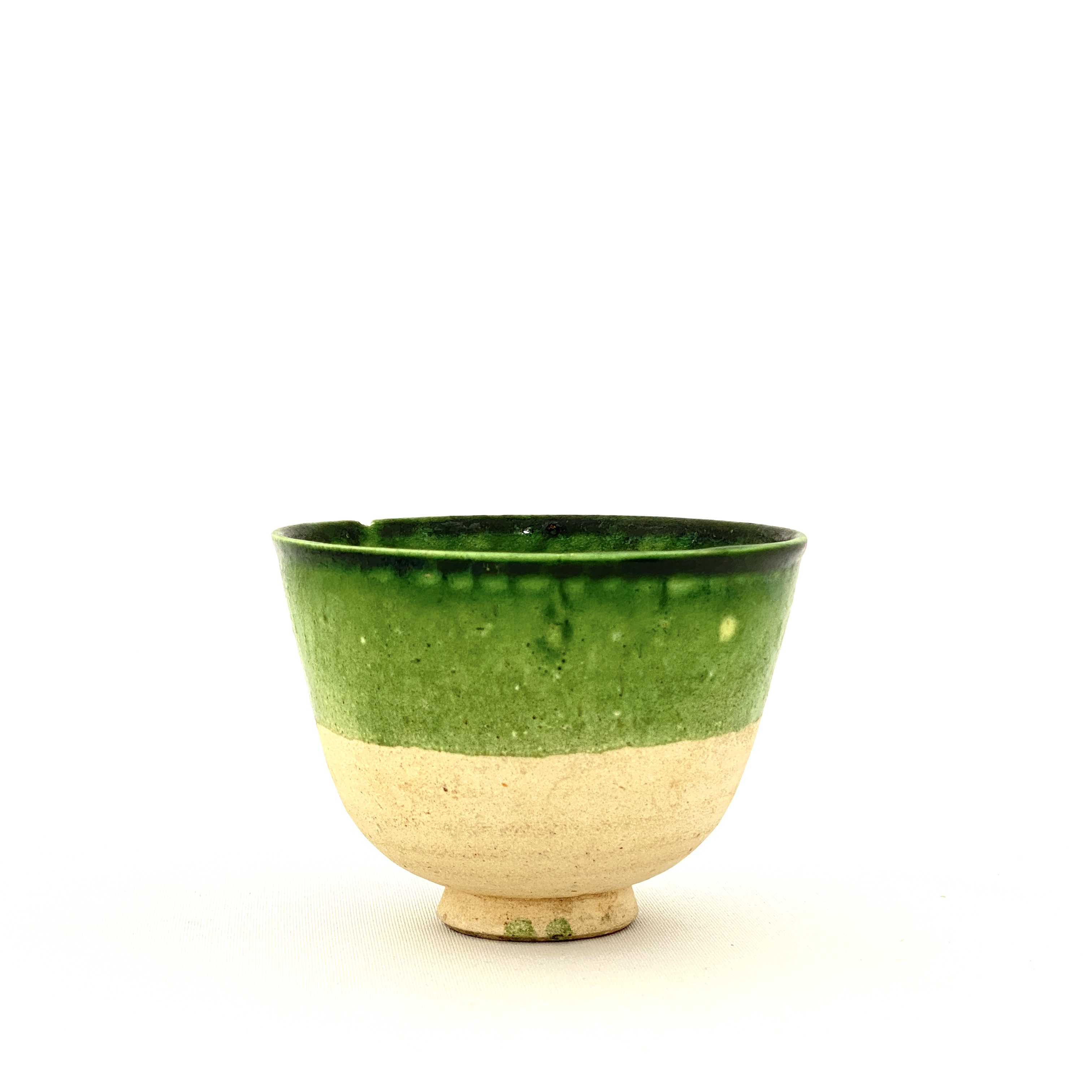 20056	唐 緑釉 碗