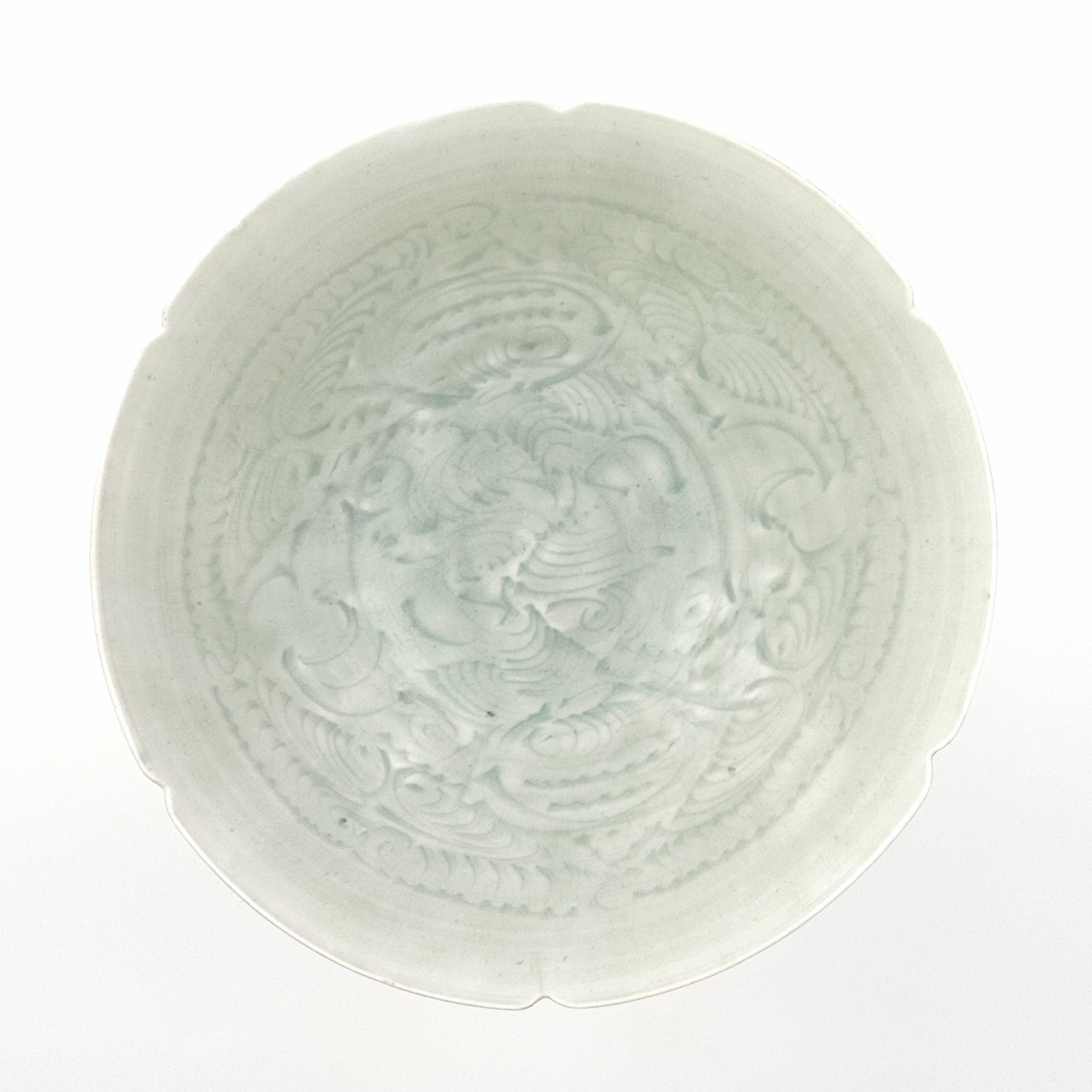 34038	南宋 青白磁 刻花紋 碗  秦峰男収蔵品