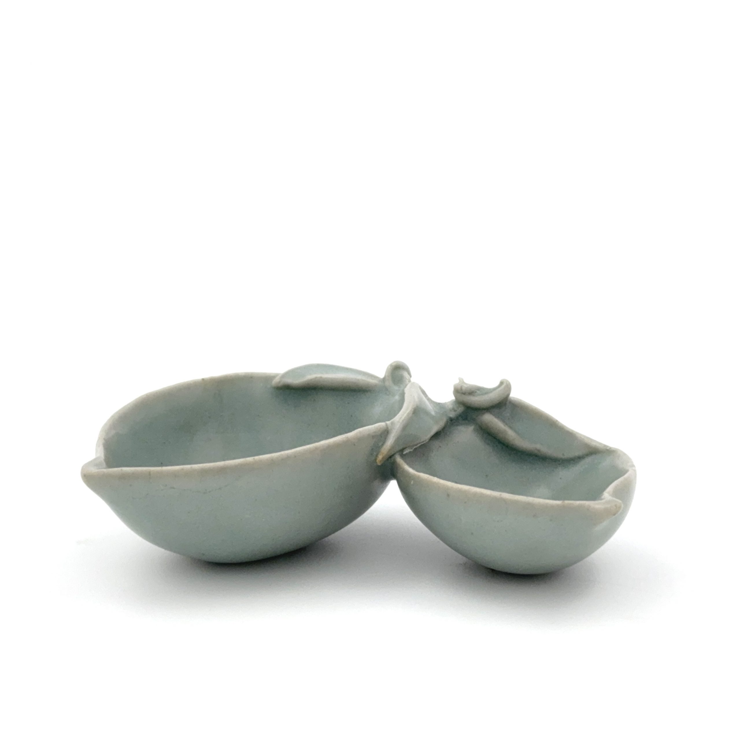 35125	粉青釉 桃形 洗