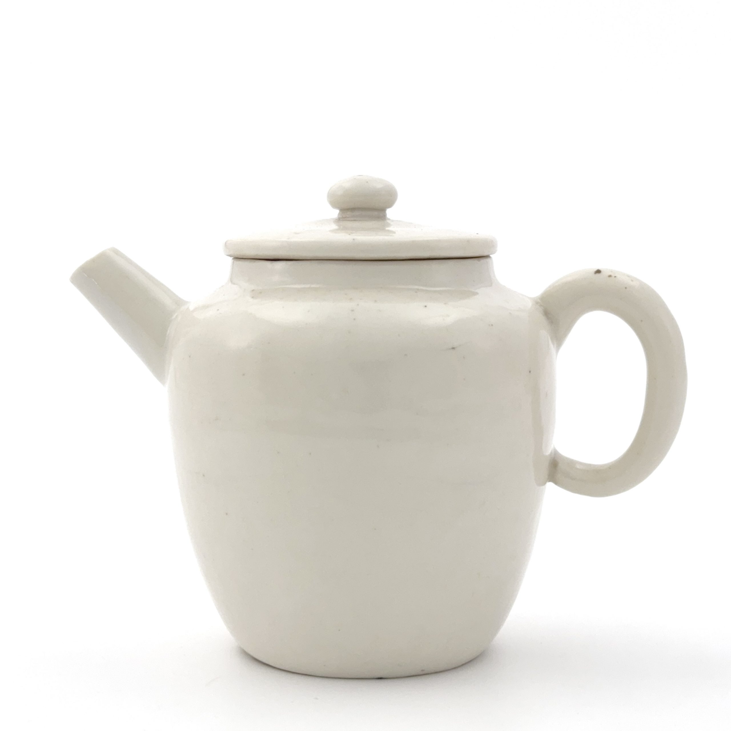 35143	清 徳化窯 執壺