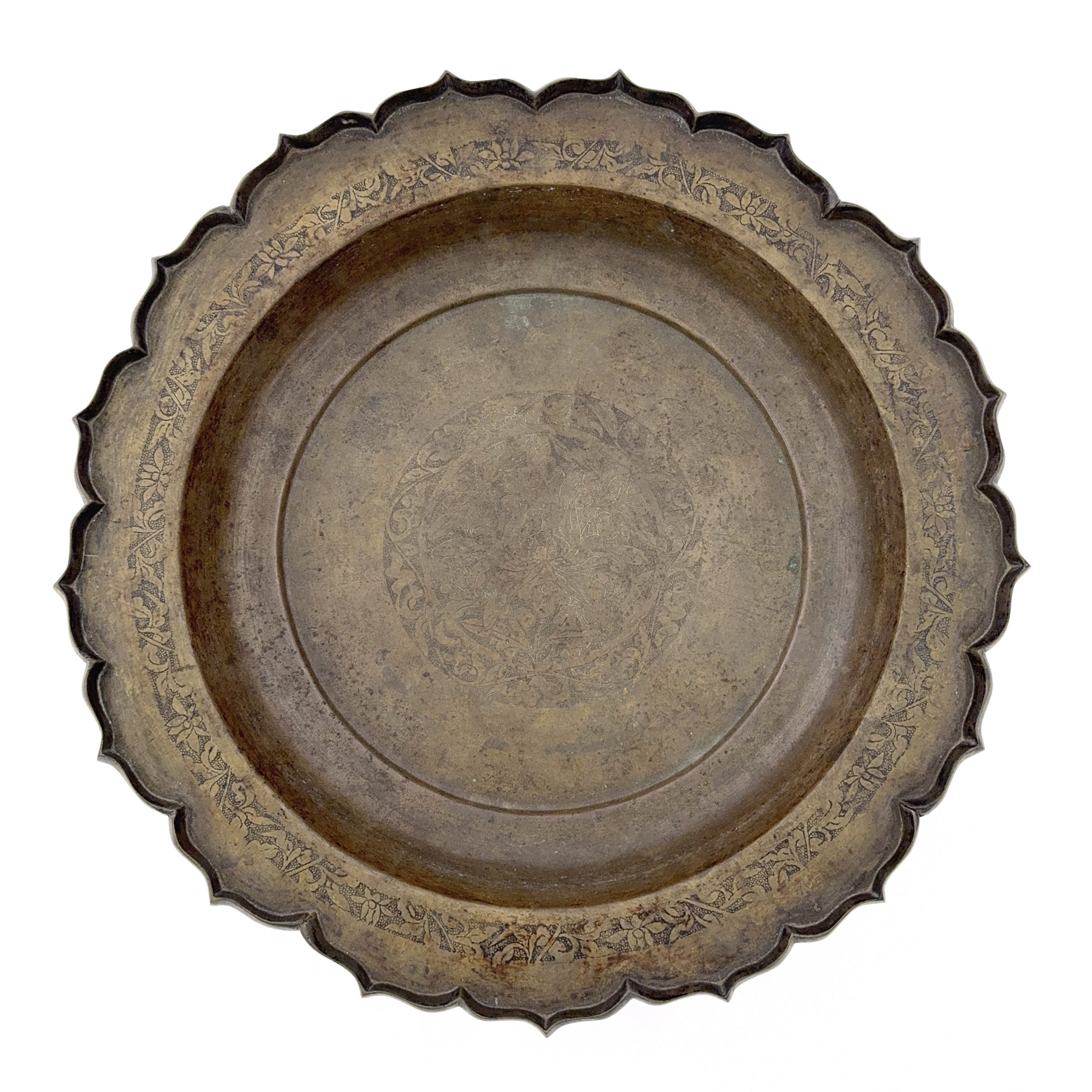 35152	銅 刻花紋 輪花盆