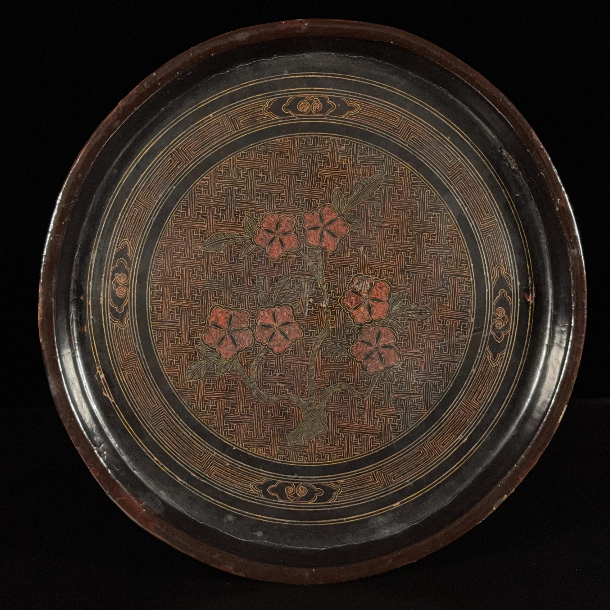 35181	明 黒漆漆彩 花紋 盆