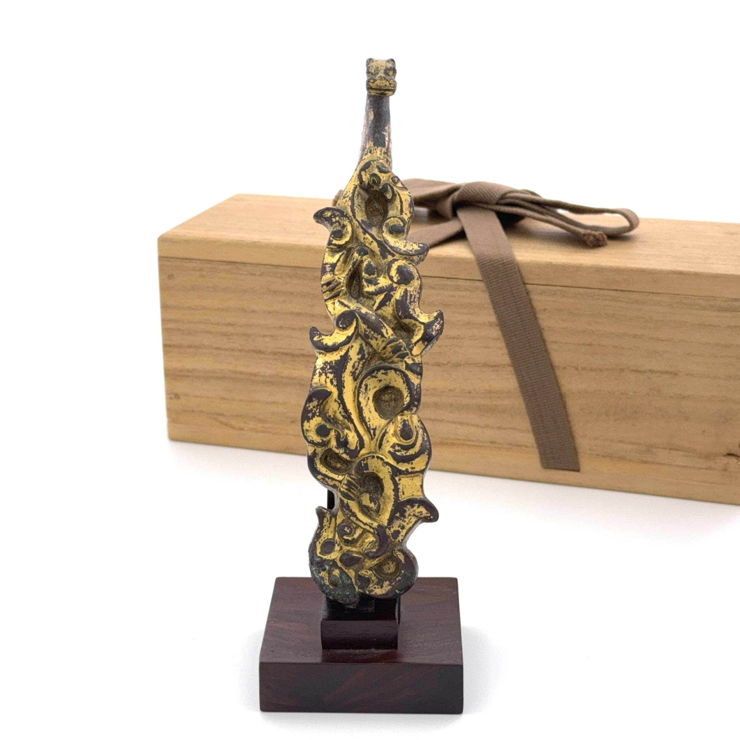 35029	漢 青銅鎏金 龍紋 帯鉤   Lot1～53秦峰男収蔵品