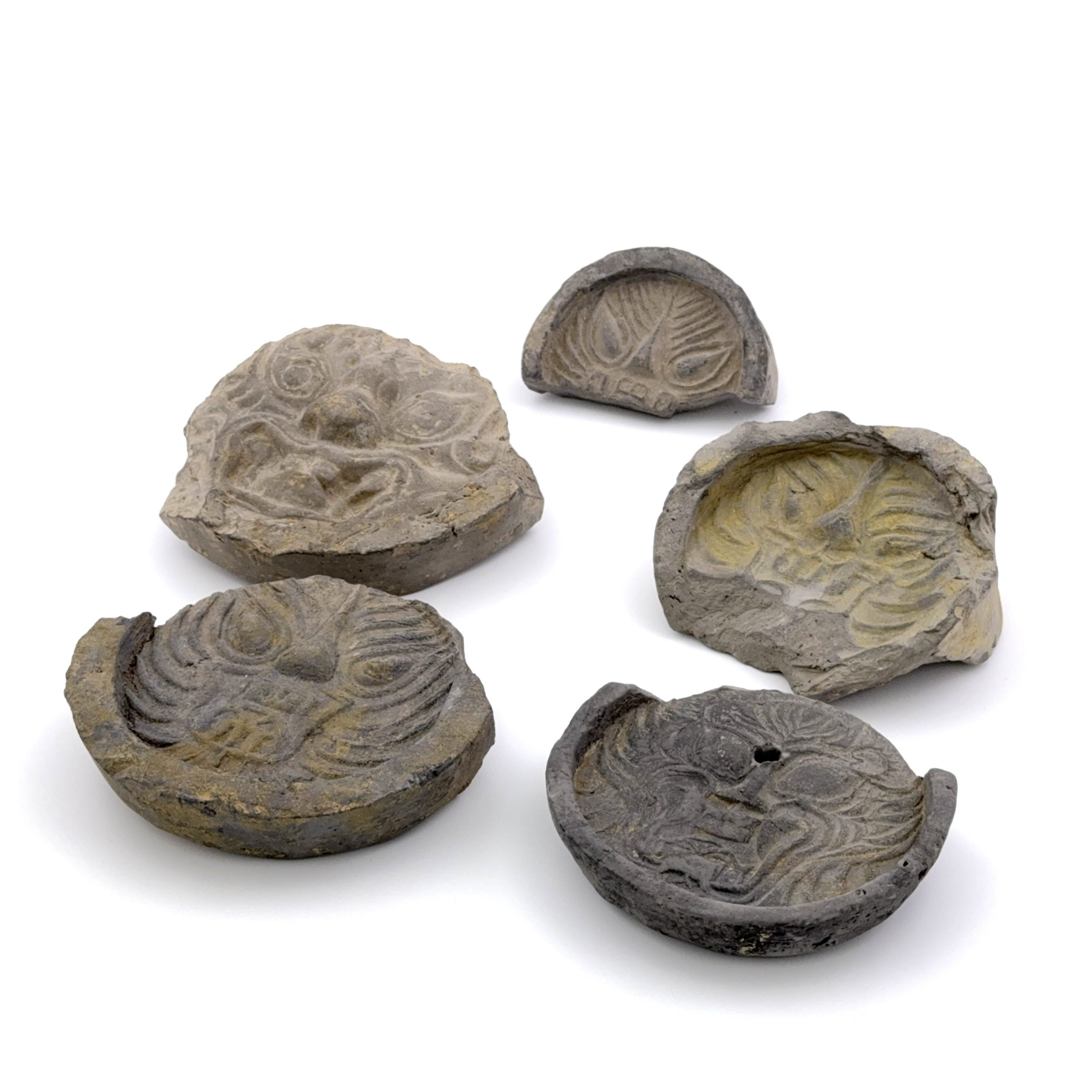 35044	人面瓦 南京城内大行宮 計5件  Lot1～53秦峰男収蔵品