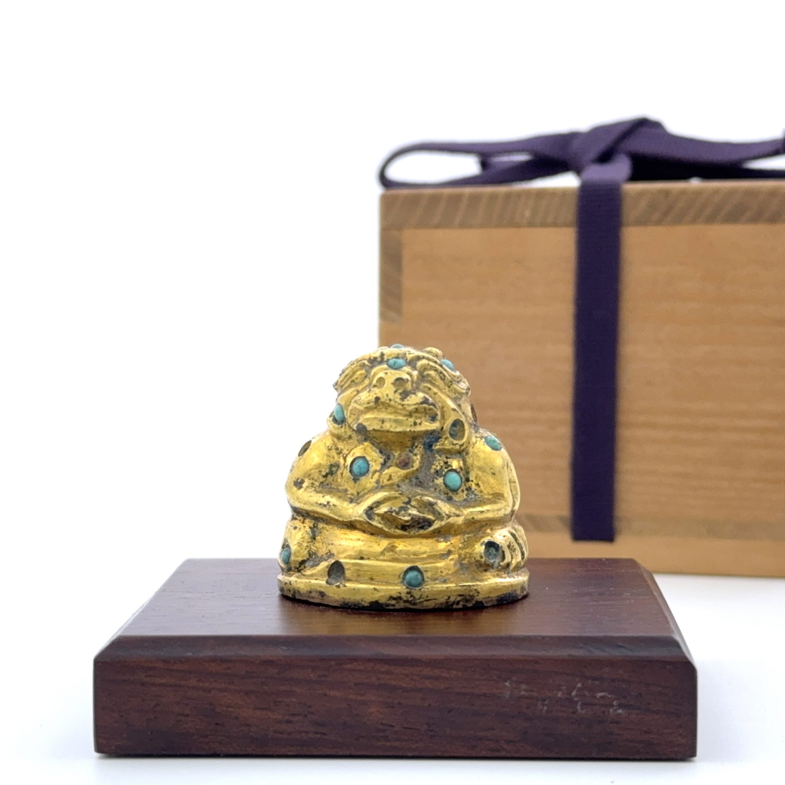 35007	戦国 青銅鎏金嵌石 獅子擺件  Lot1～53秦峰男収蔵品