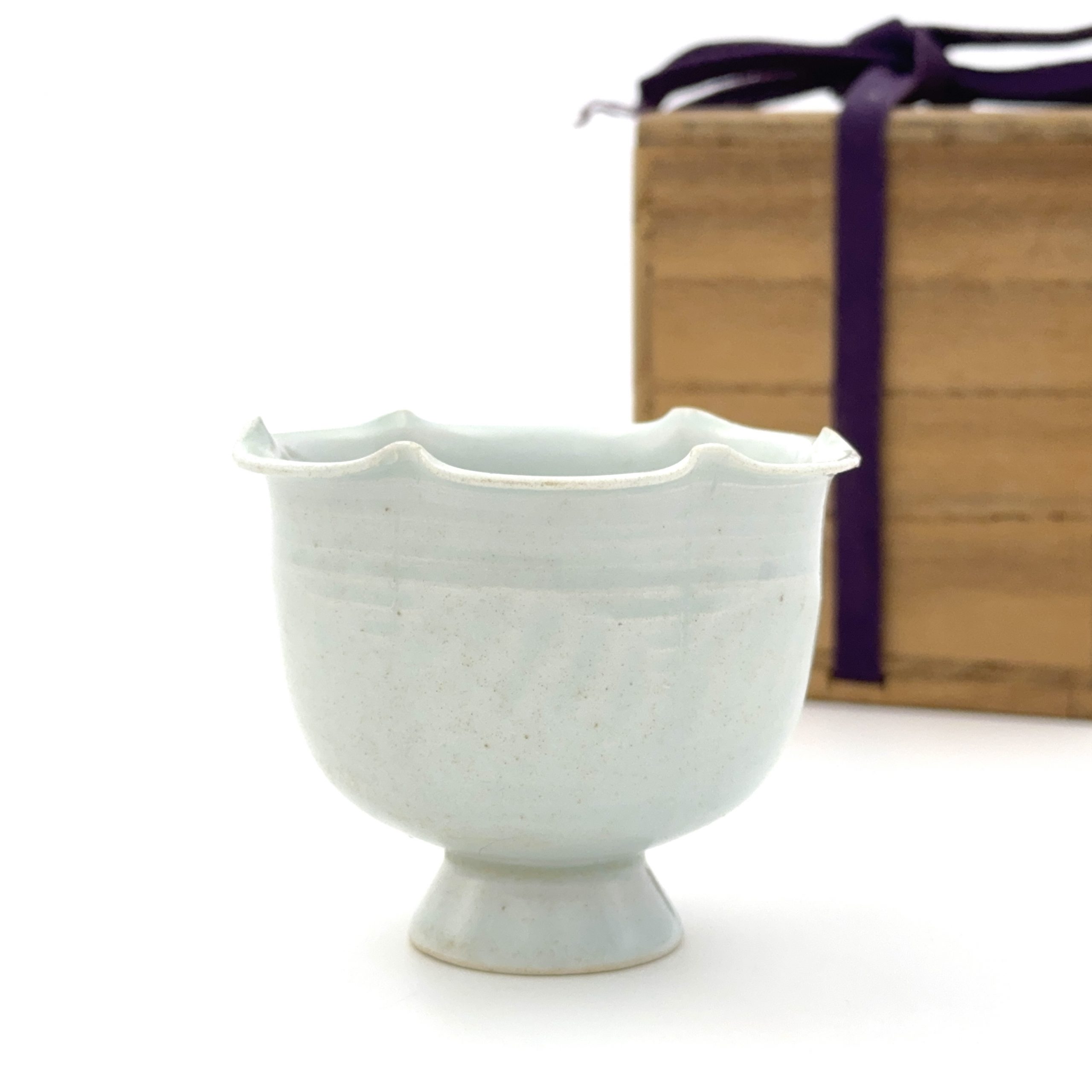 35229	南宋 青白磁 百合口 杯