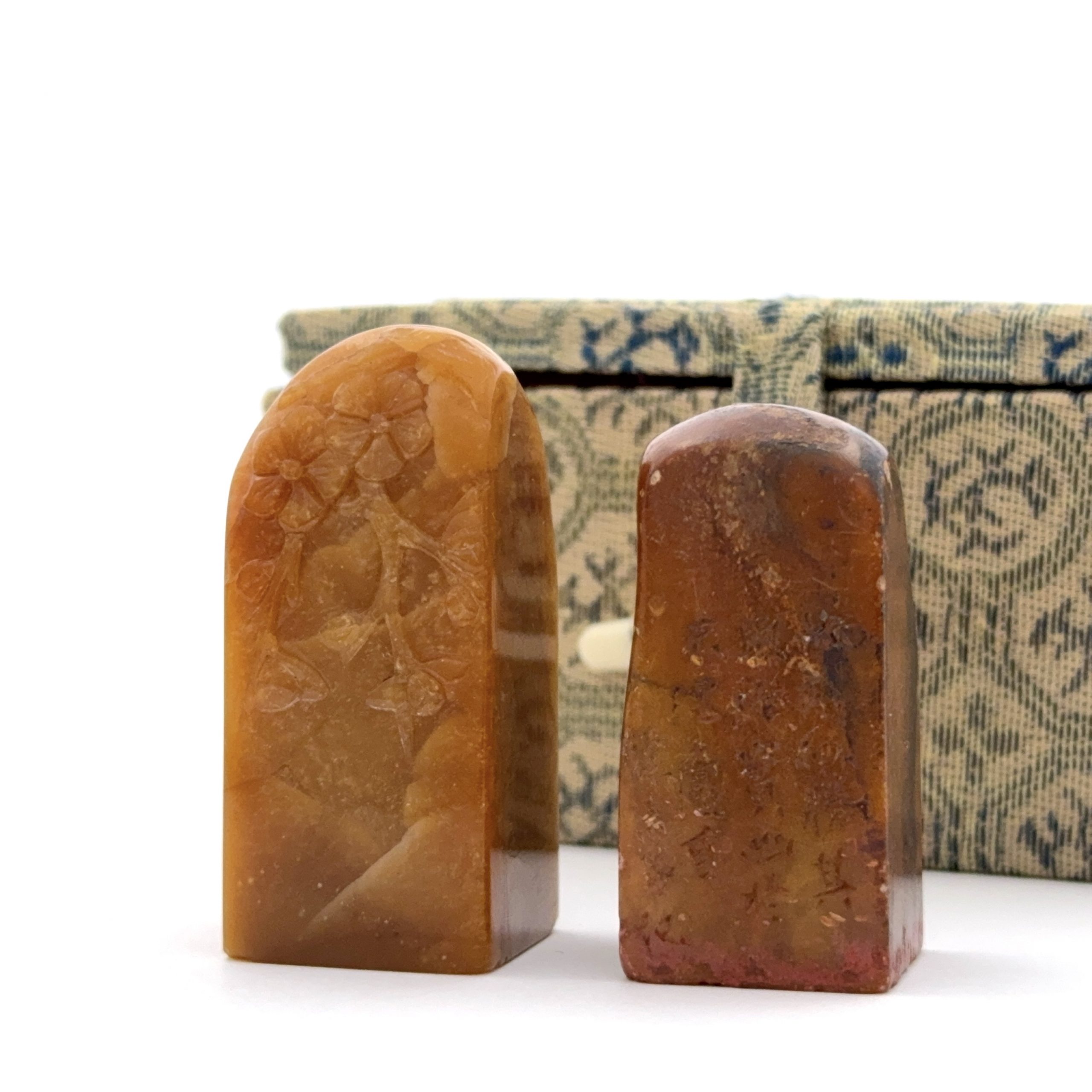 35299	「光緒～」款 寿山石雕 印章等 計2件