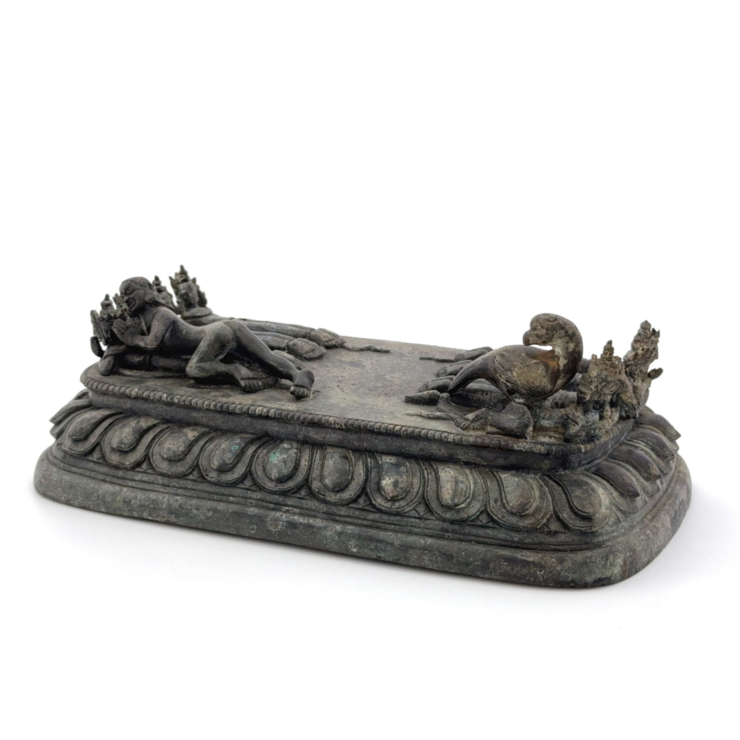 35339	西蔵十六/十七世紀 銅 金剛台座