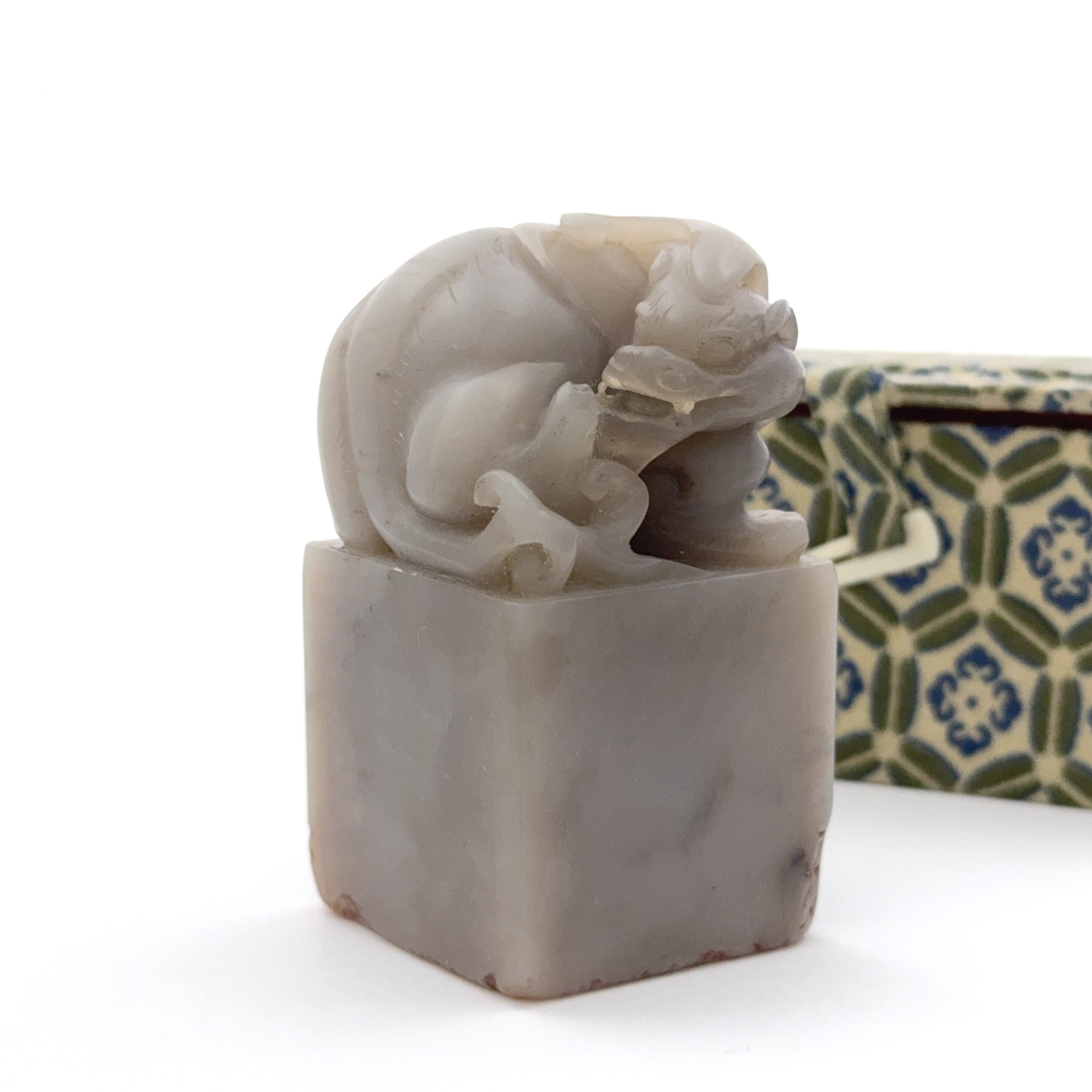 35362	「俊卿」款 寿山石雕 獅子鈕印章 Lot361～372同一収蔵家