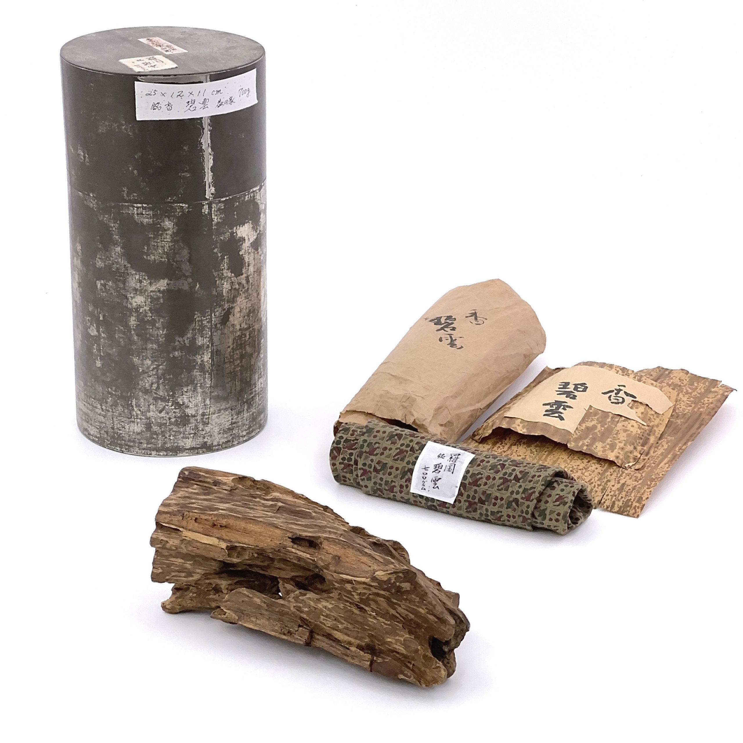 35400	古渡 伽羅 706.1g