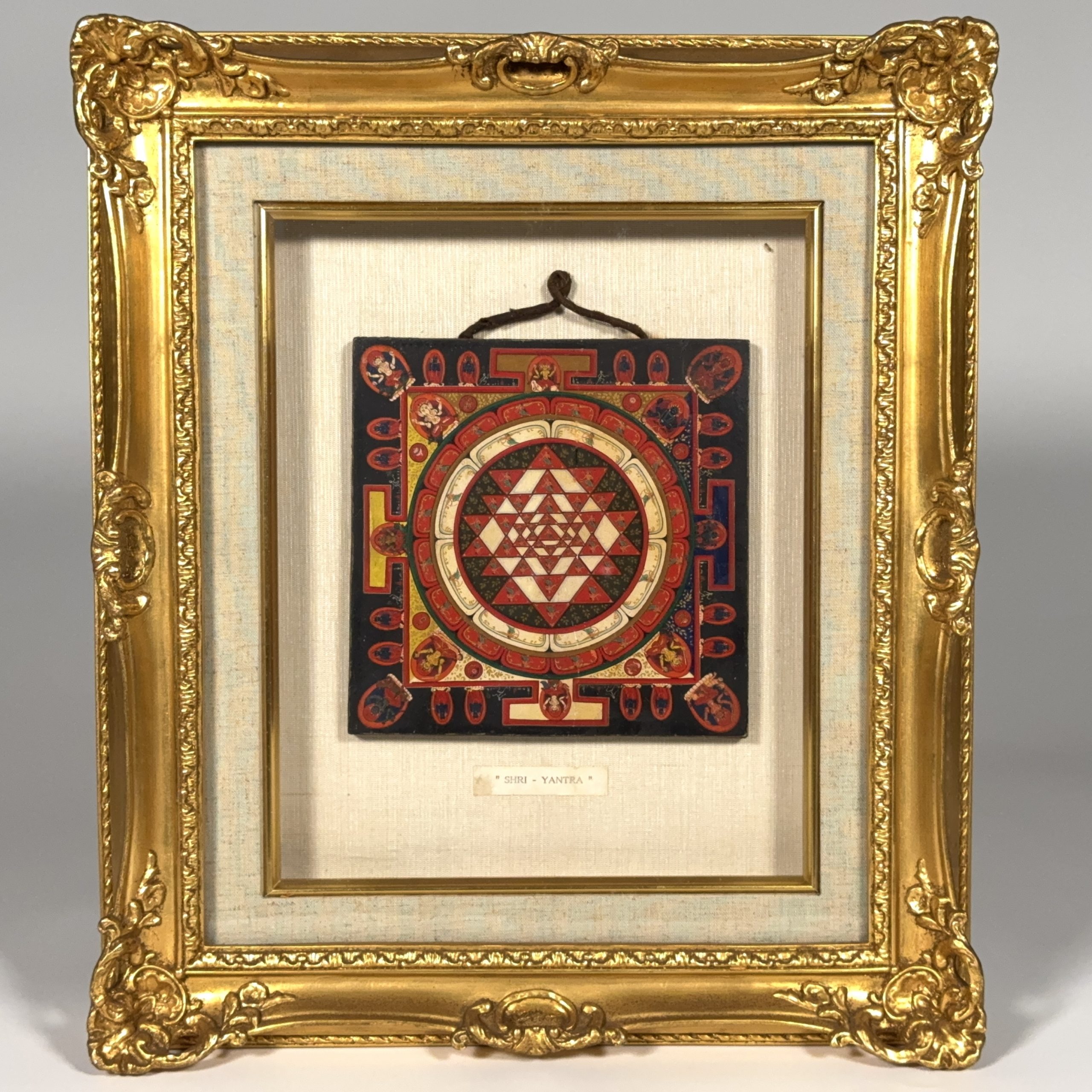 35592	木漆彩 「SHRI-YANTRA」額	16×16㎝