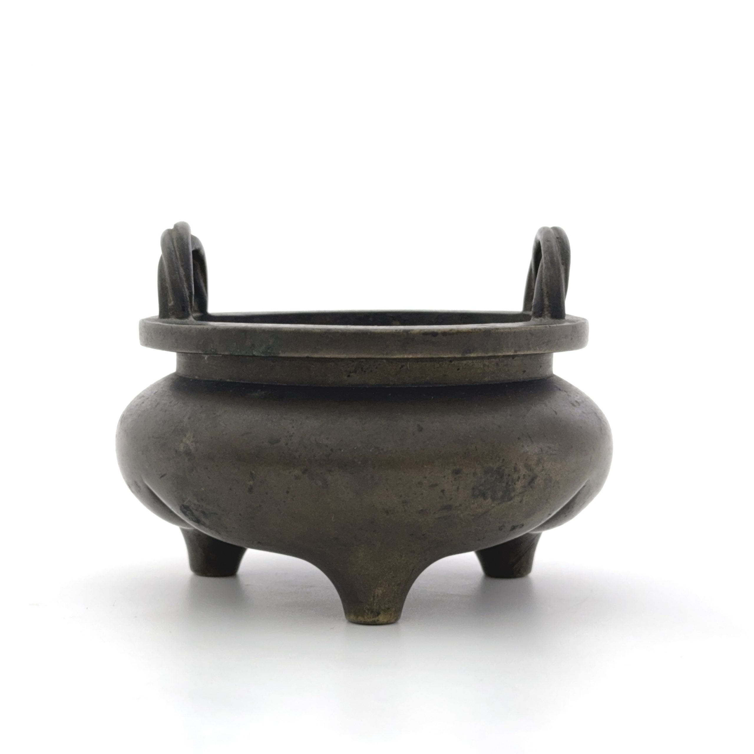 36120	清初「大明宣徳年製」款 銅 索耳爐