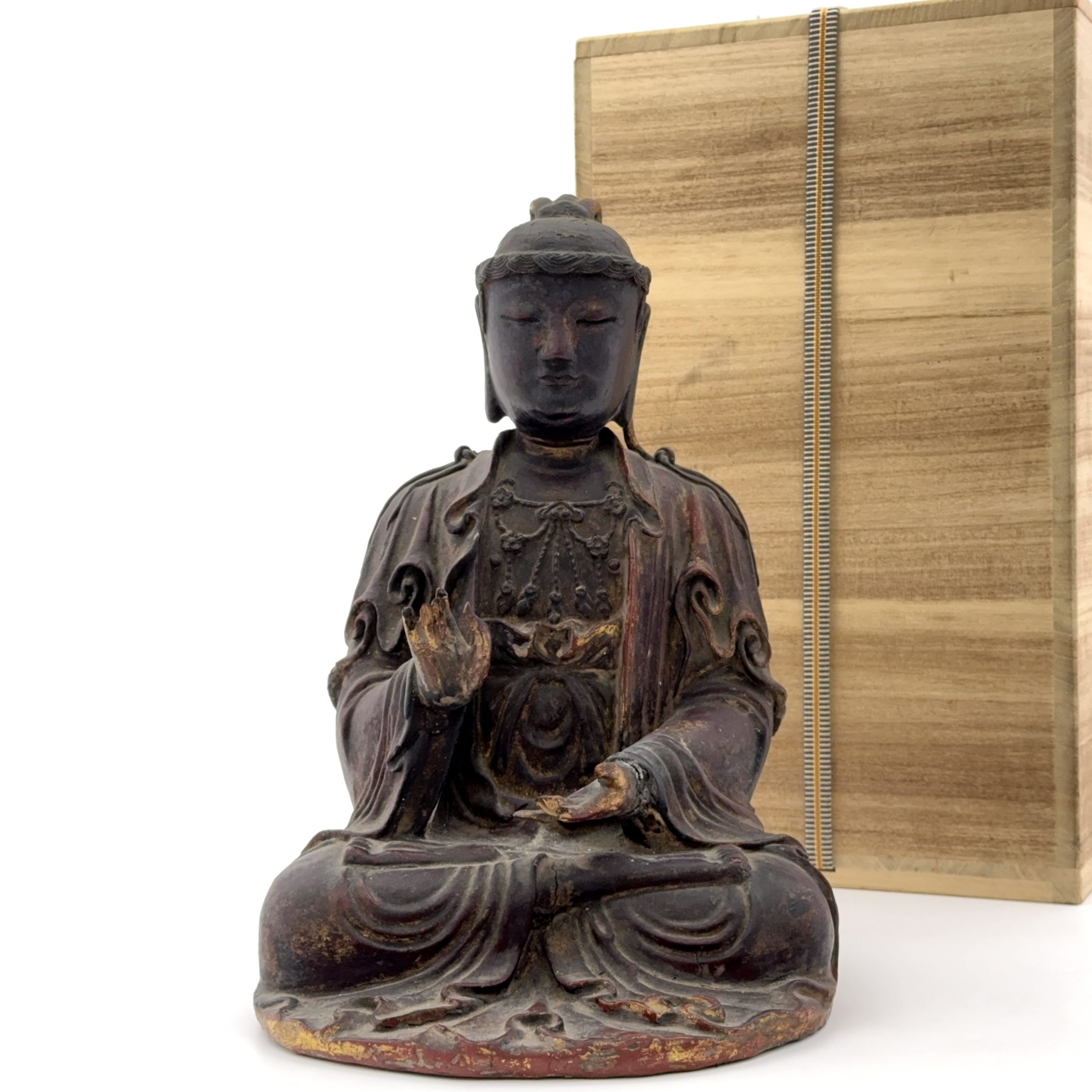 36160	清初 木雕漆金 観音坐像