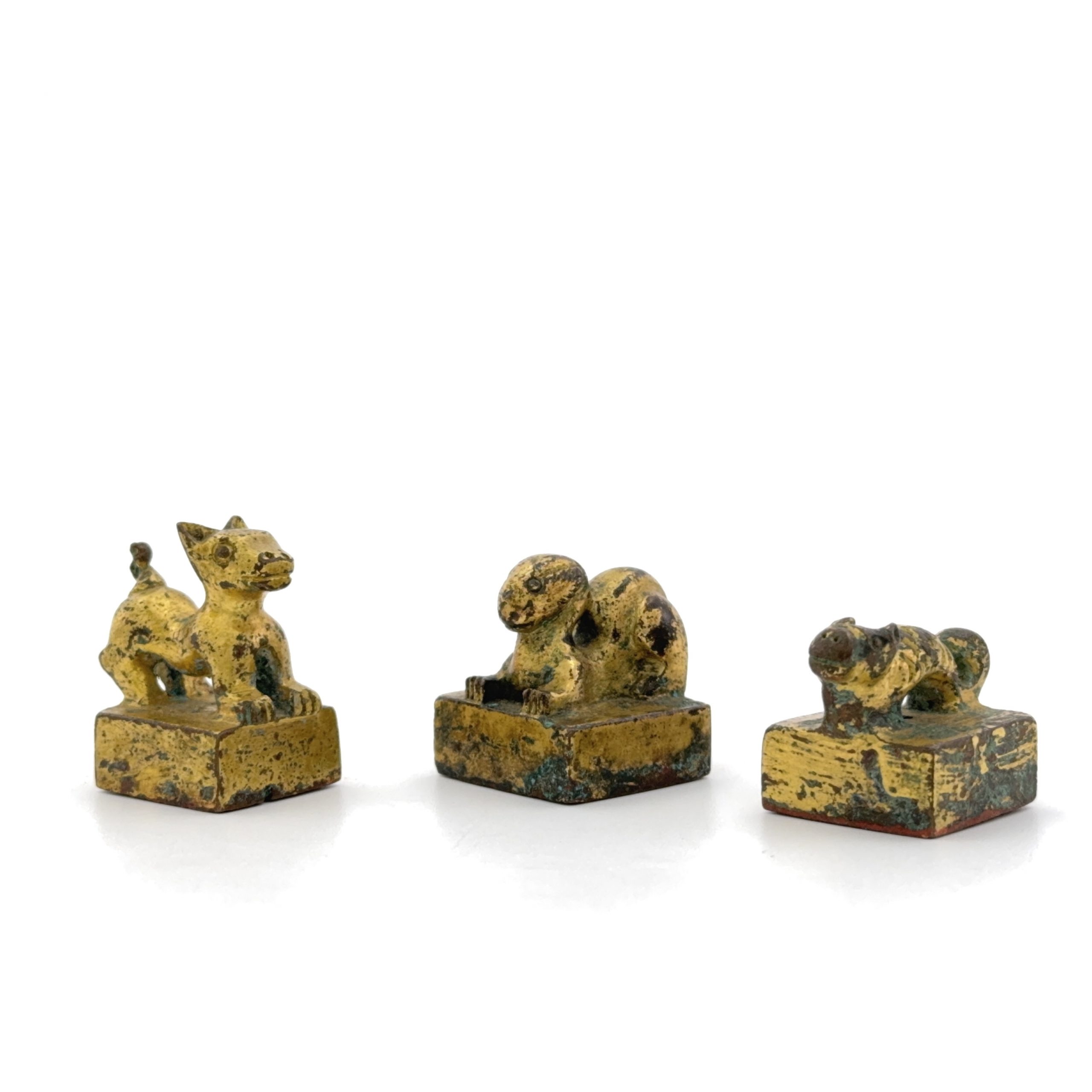 36212	青銅鎏金 獣鈕印章 計3件