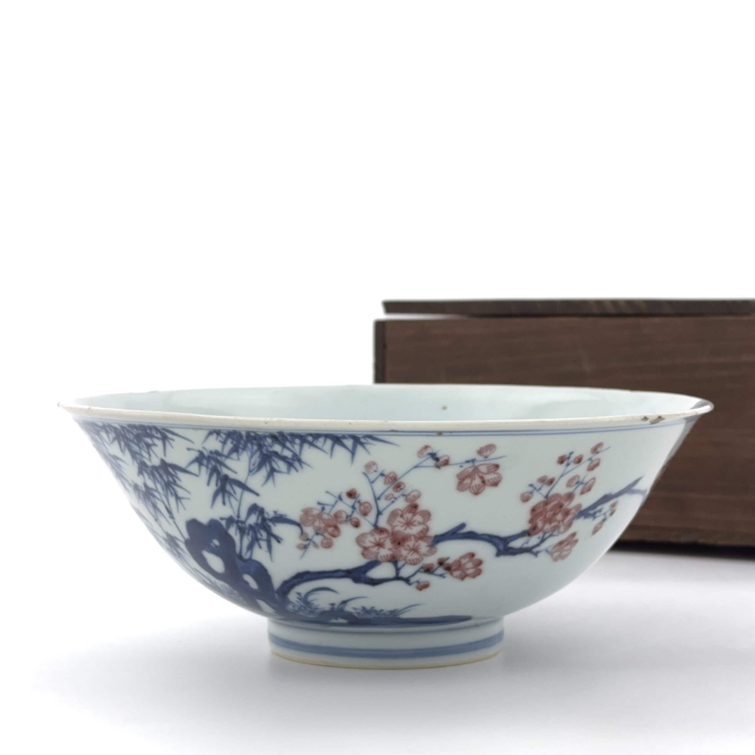 36251	清「大清乾隆年製」款 青花釉裏紅 松竹梅詩文紋 碗