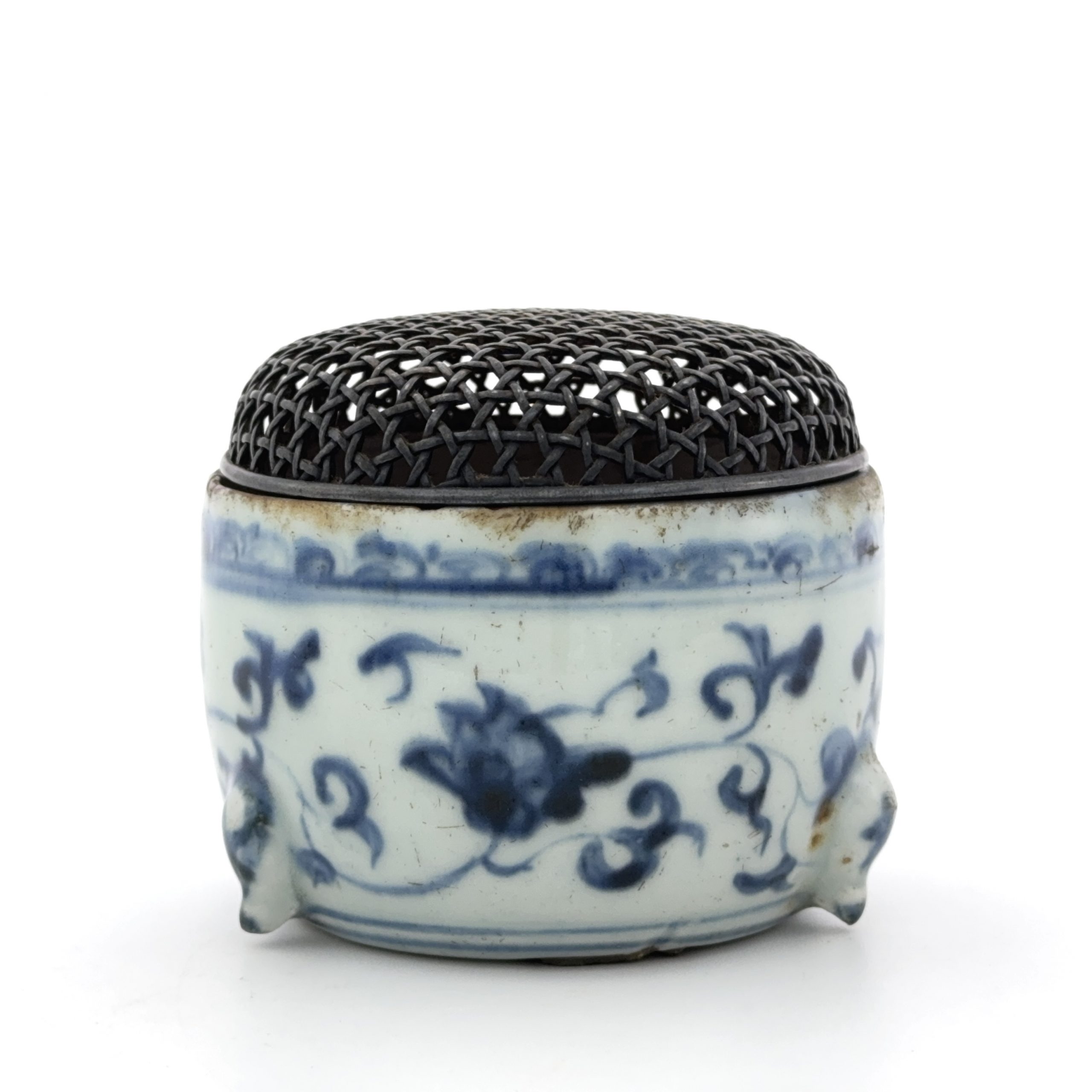 36268	明初 青花 花図 三足爐