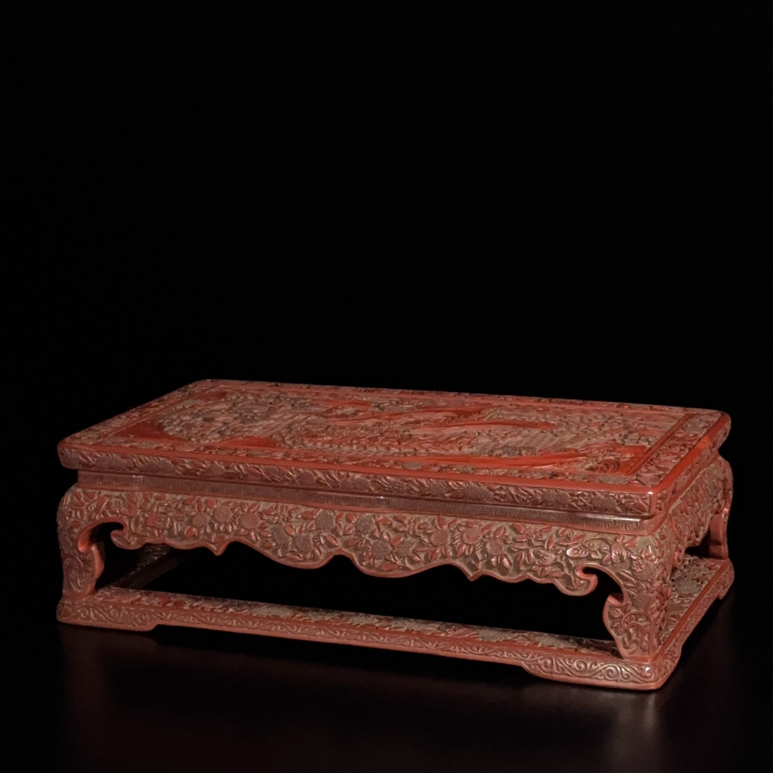 36003	明 剔紅雕 山水人物紋 桌