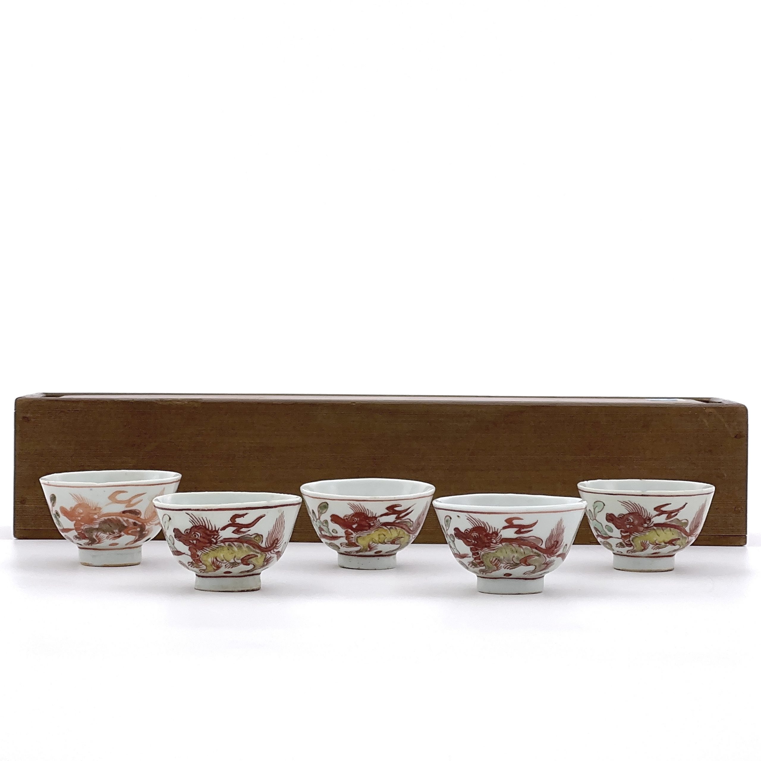 36048	明 三彩 麒麟紋 杯⑤	　