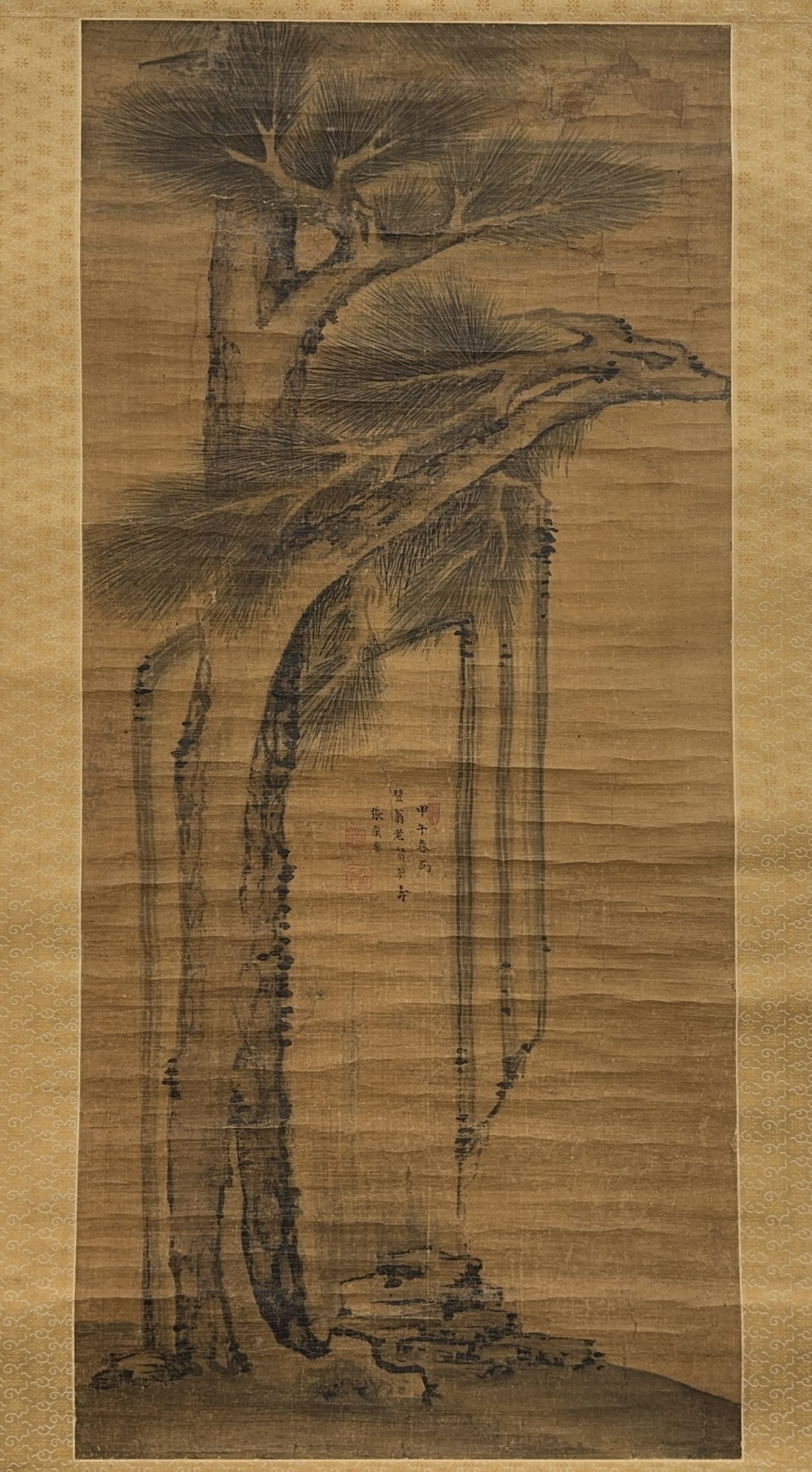 36527	「張康楽」画 老松図 軸	104×48㎝