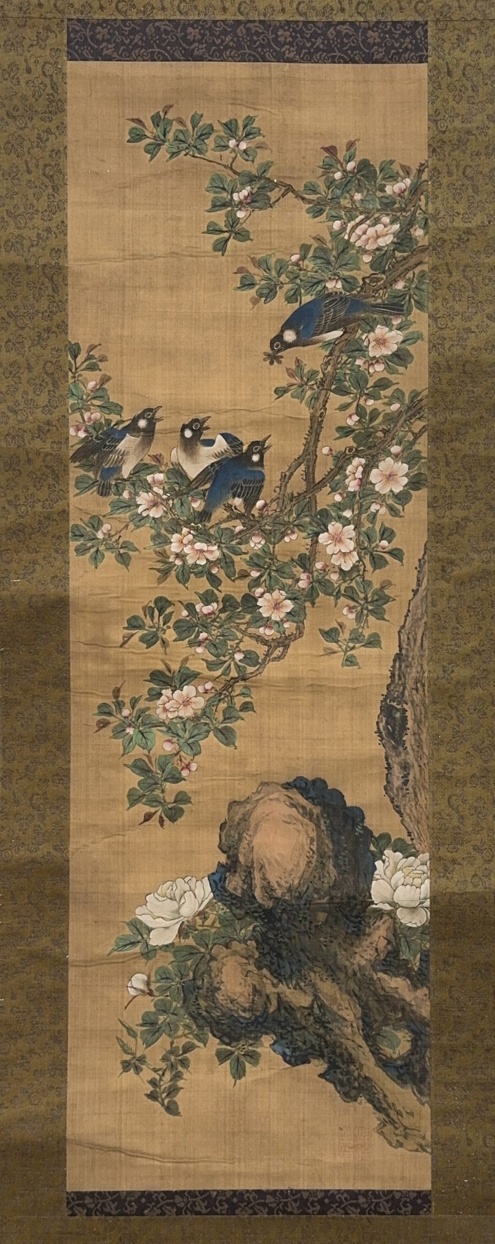 36680	在印 花鳥図 軸	83×26.5㎝