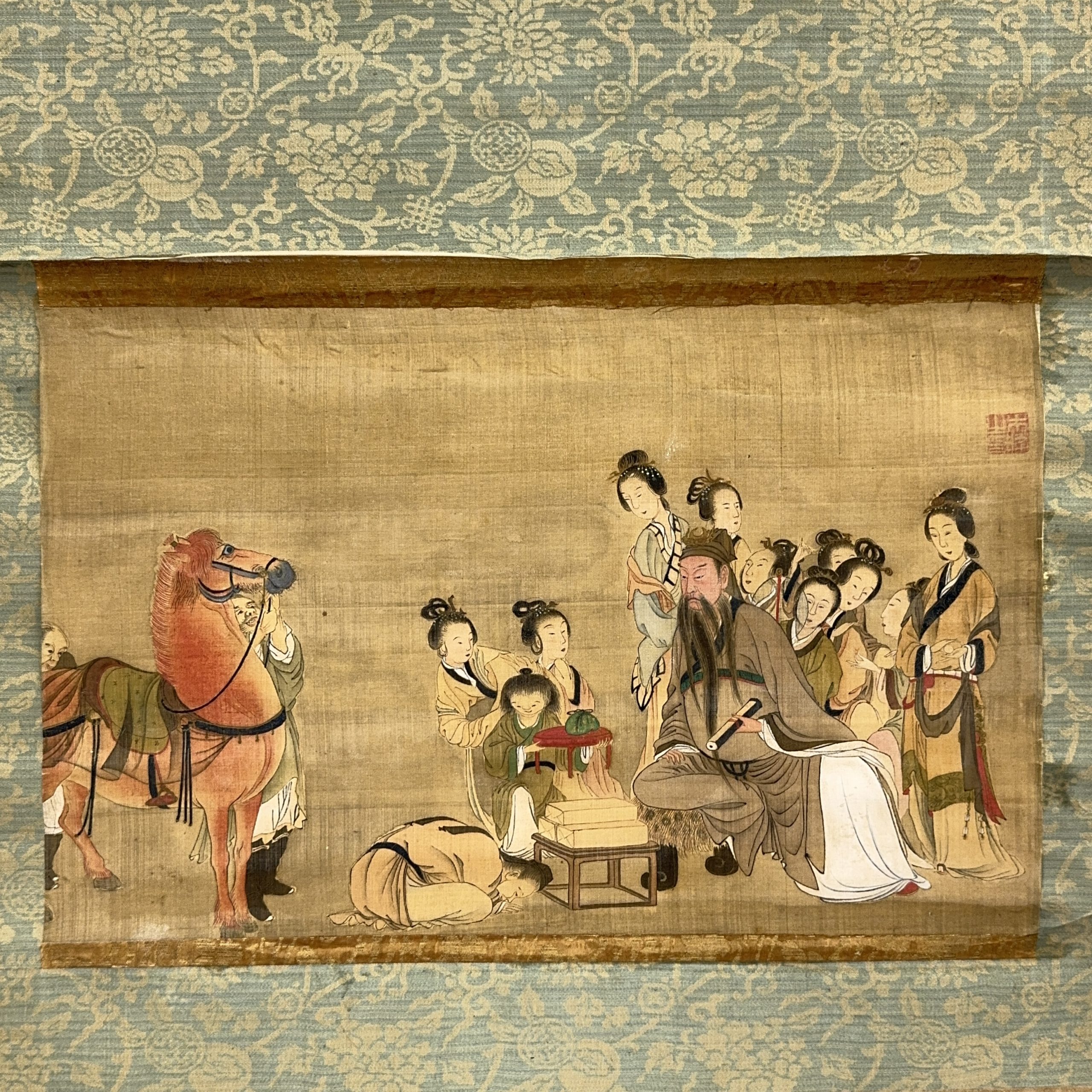 37538	古画 人物図 軸	28.5×45㎝