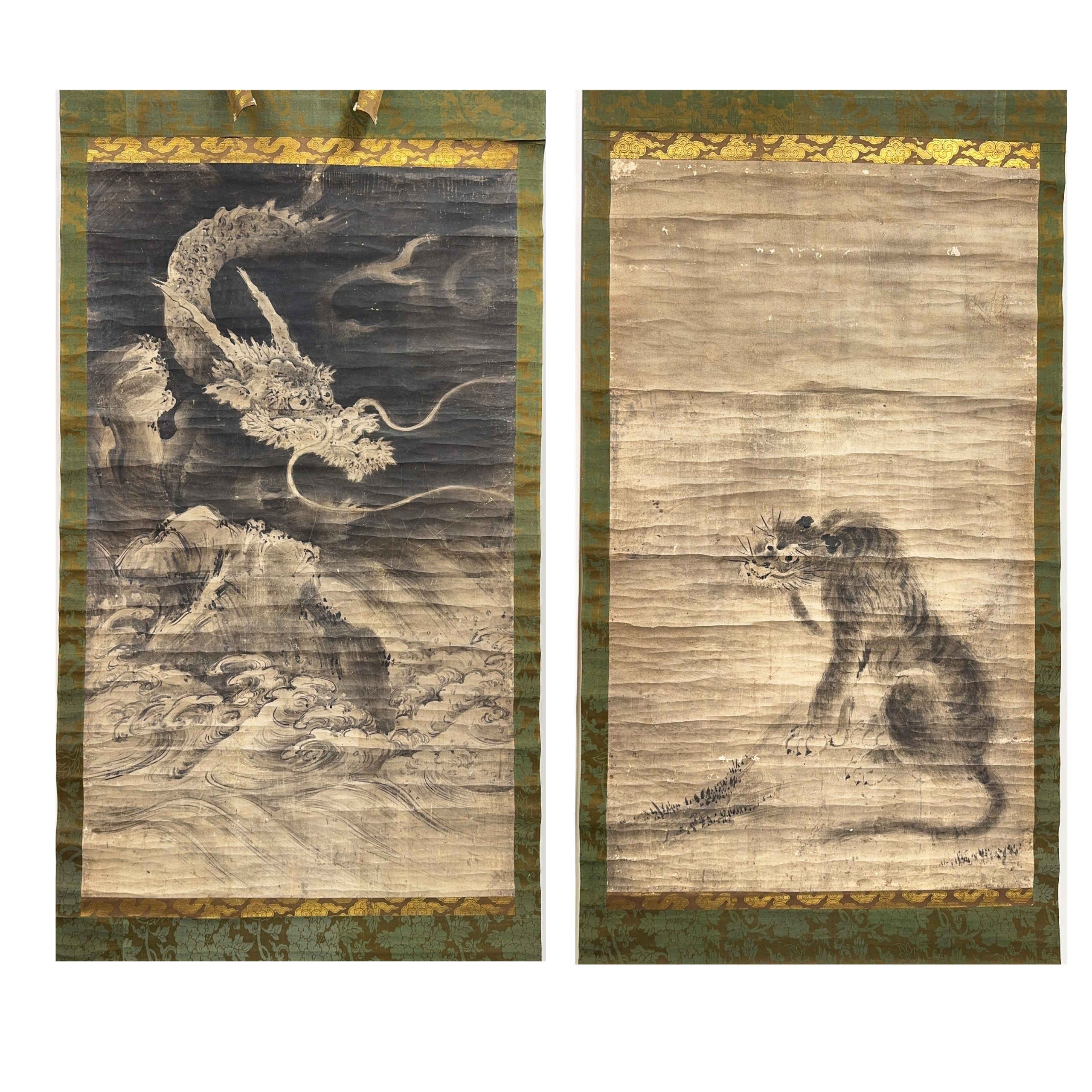 37651	古画 龍虎図 双幅	154×90㎝