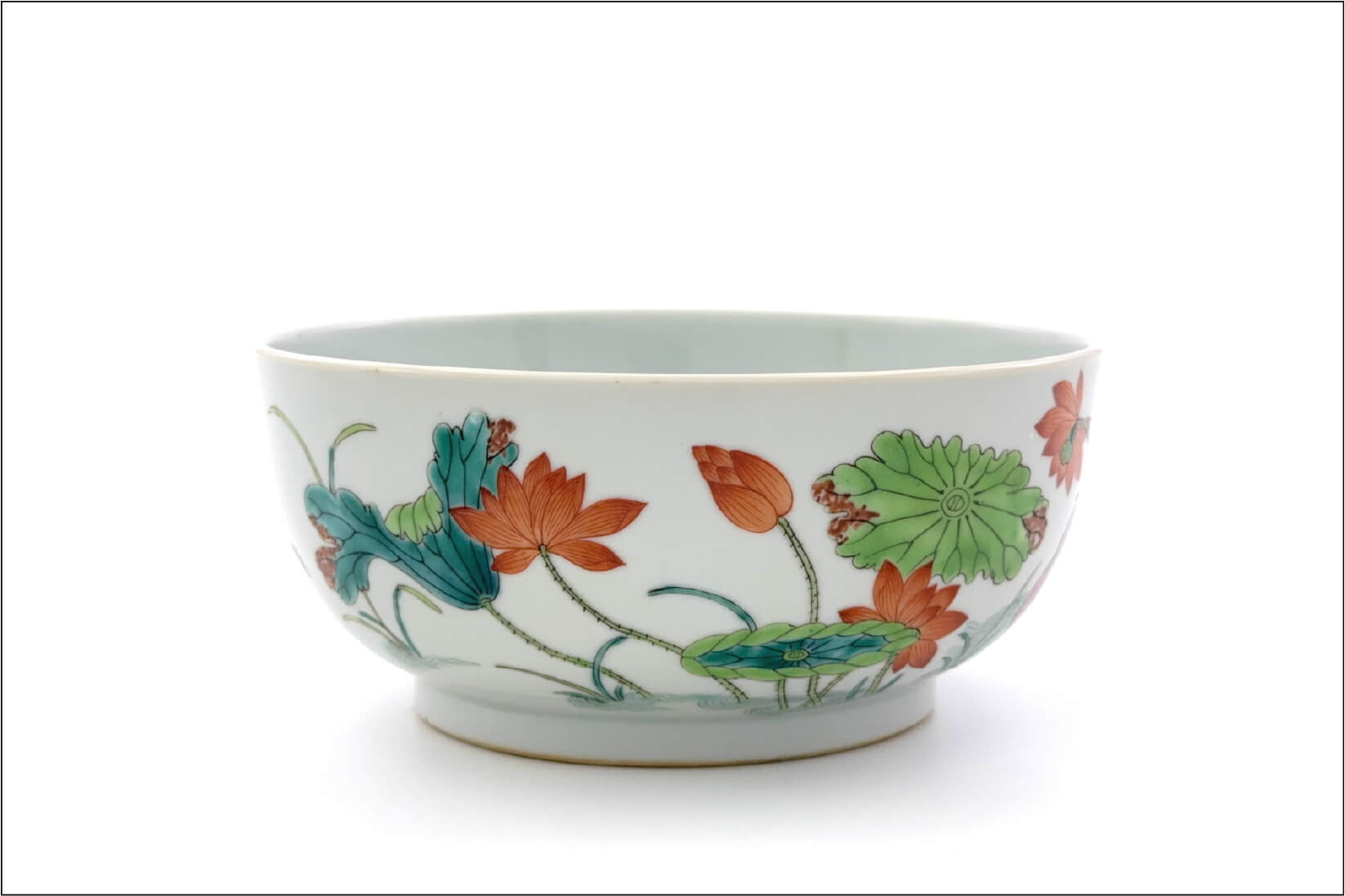 清「大清乾隆年製」款 粉彩 荷葉池紋 碗