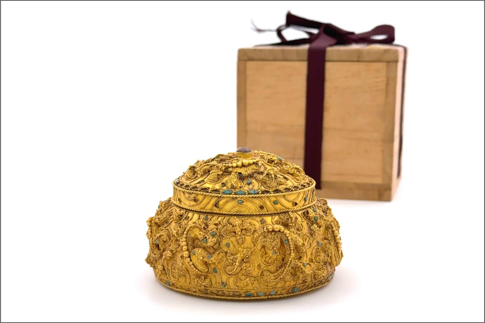 22K金嵌百寶 龍紋 蓋盒 258.7g